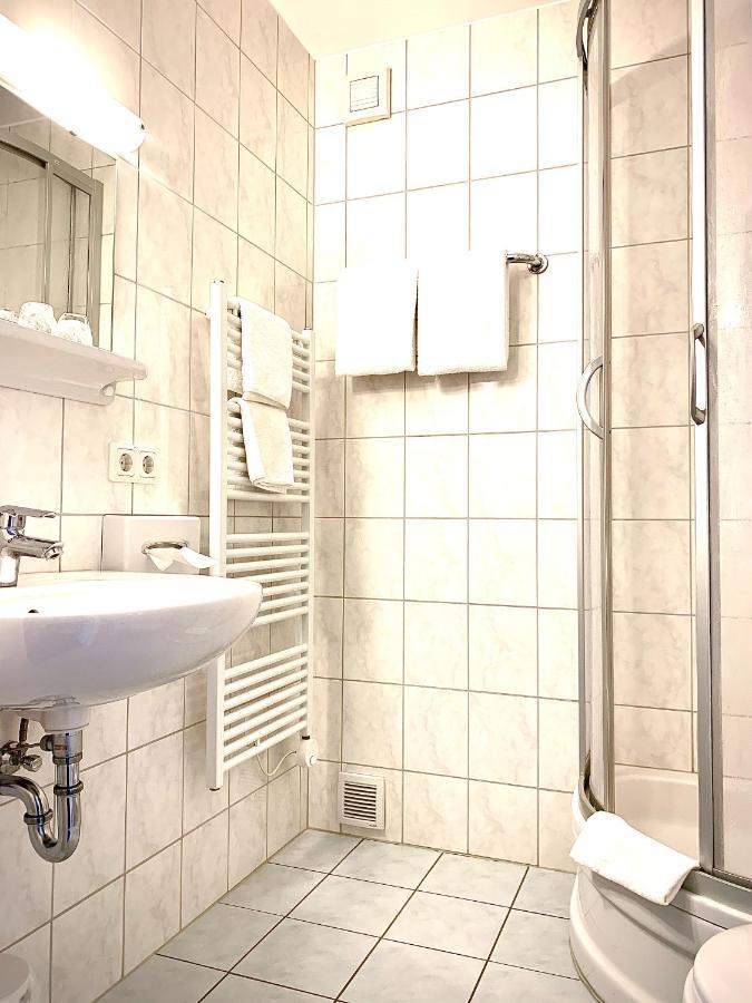 Pfefferhoehe Hotel & Restaurant Alsfeld Eksteriør billede